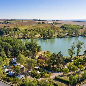  Camping Les Auzerals Du France