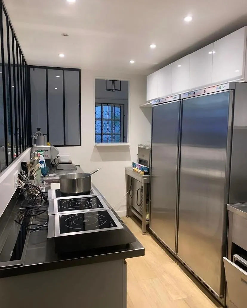 La Maison Bleue Paris